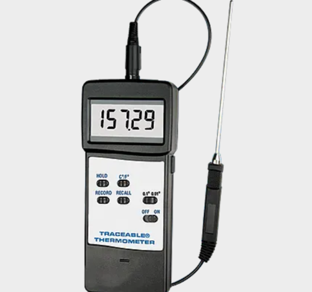 Thermometer, RTD Platinum, Traceable